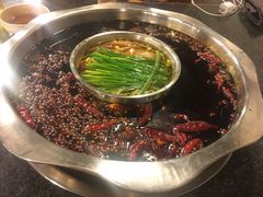 -邓莽子老火锅(中兴路总店)