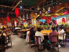 -老滇山寨•云南特色菜•地方菜•民族风情歌舞表演(金碧店)