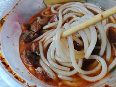 -覃肥叔桂林米粉(粮道街店)