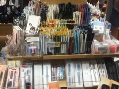 -九木杂物社(新一城店)