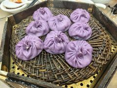 藤椒大虾包-西安贾三灌汤包·回坊小吃·清真炒菜(北院门总店)