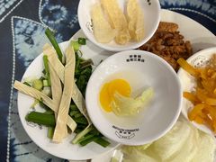 -桥香园云南过桥米线(金马碧鸡店)