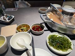 -左庭右院鲜牛肉火锅(浦江欢乐颂店)