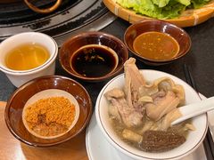 -阿山卓·野生菌火锅·纳西火塘烤肉