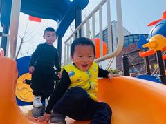 -爱婴堡呗早教中心(绿地·乐和城·壹天地时尚广场店)