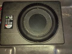 -音响码头汽车音响改装店
