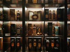 -DM Distiller & Mixologist Whisky Cocktail Bar