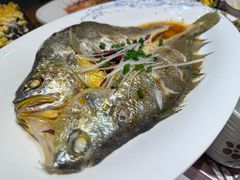 -青瓦餐厅·生鱼片·韩园烤肉(西塔店)