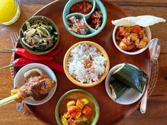 -DiAtas by Art Cafe Bumbu Bali