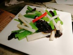 -绿茶餐厅(昆明世纪金源店)