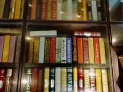 -钟书阁(松江泰晤士小镇店)