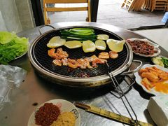 -小辣椒汤锅烧烤(温泉南街店)
