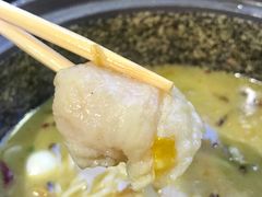 -周鱼小馆石锅酸菜鱼(活力汇店)