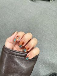 -U+nail优加专业美甲美睫