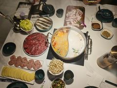 -椰子湾·海南火锅·糟粕醋·椰子鸡(正大广场店)