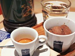 浓缩冰淇淋-LAVAZZA拉瓦萨咖啡(中航城君尚购物中心店)