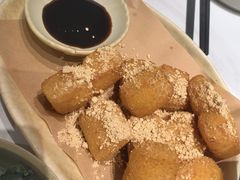 -左庭右院鲜牛肉火锅(金山万达店)