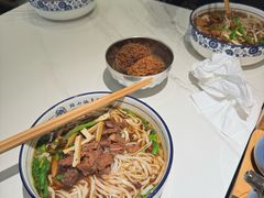 -镇南锅盖面馆(解放路店)