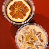 無非就是为了这口蜜桃拿铁～