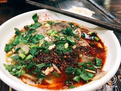 -遵义虾子张六羊肉粉(普陀路店)