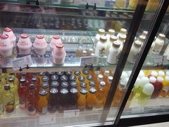 -巴黎贝甜(大宁国际商业广场店)