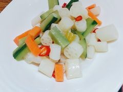 开胃前菜-兔槽江湖菜·重庆璧山兔(水围店)