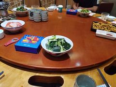 -琥珀老六龙虾(四里河店)