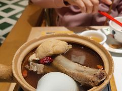 -芽笼芽笼新加坡餐厅(环球港店)