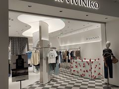 -Vivienne Westwood(上海来福士广场店)