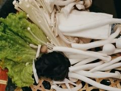 -湊湊火锅·茶憩(打浦桥日月光店)