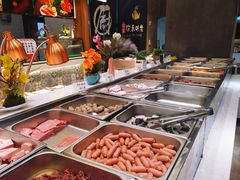 -欢乐时光烤肉火锅自助(龙岩新罗万达店)