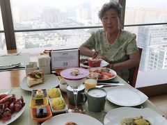 -视界美食自助餐厅·石家庄希尔顿酒店