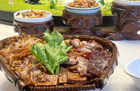 Dongjia Special Braised Assortment