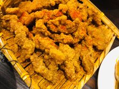 阿婆酥肉-爆炸头阿姨小四川正宗川味小吃(无任何分店)