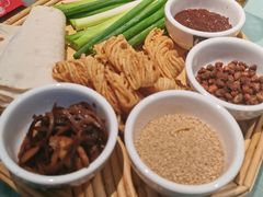 煎饼卷大葱-即墨老公社·海肠捞饭大王(古城店)