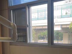 -上海仁爱医院口腔科 · 种植