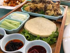 酥肘子-六和聚传统烤鸭.天津菜(和平店)