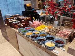 自助取餐区-菲住布渴酒店自助餐厅(阿里巴巴西溪园区店)