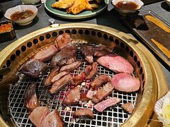 -铭牛烧肉·和牛海鲜自助(高新月牙湖店)