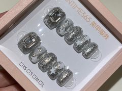 -杭州西湖银泰百货