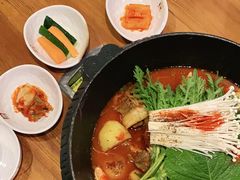 -喇喇排骨火锅·传统韩式脊骨汤(望京西园总店)