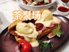 -théATRE茶聚场·餐厅(环球金融中心店)