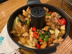 石锅牛蛙-新白鹿餐厅(百联中环店)