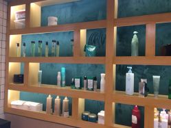 -PE SALON