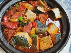 臭豆腐肥肠煲-马虎风味菜馆(王府园小区店)