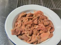 牛舌-马路牙子地桌烤肉(工体店)