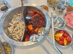 卜卜贝鸳鸯锅-憨铁匠老火锅(龙岗万科里店)