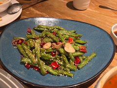 -耶里夏丽新疆餐厅(百联中环购物广场店)