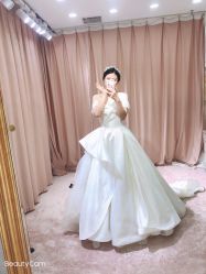 -曼青婚纱礼服馆
