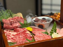 -山川小町·极番烧肉(新地假日广场店)